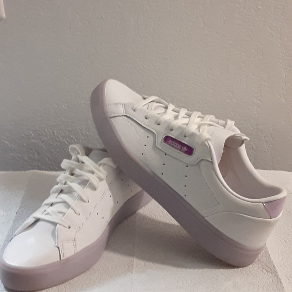 Adidas sleeks